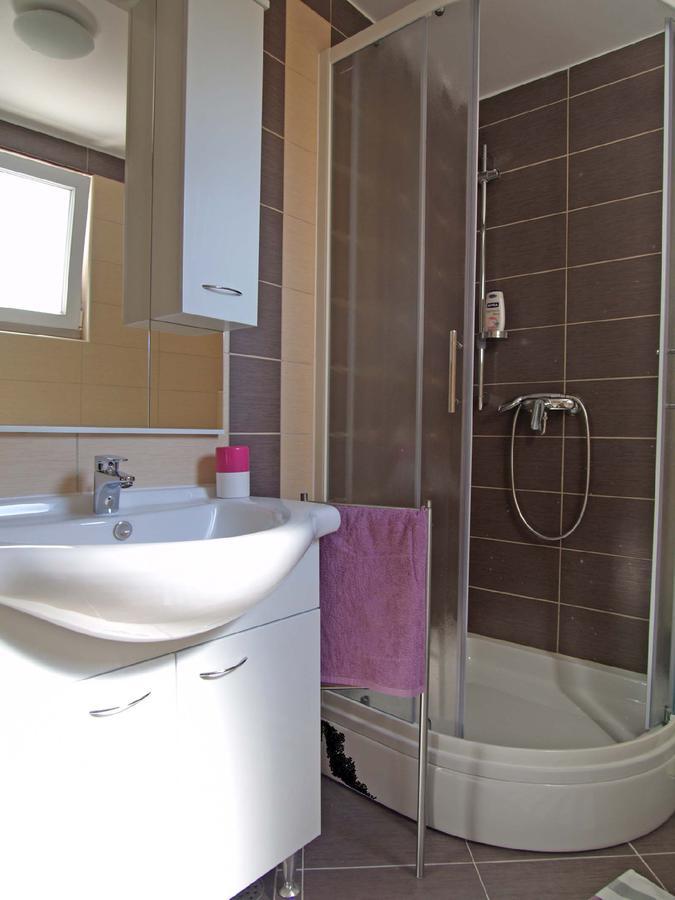 Federica A2+1 Apartman Veli Lošinj Kültér fotó